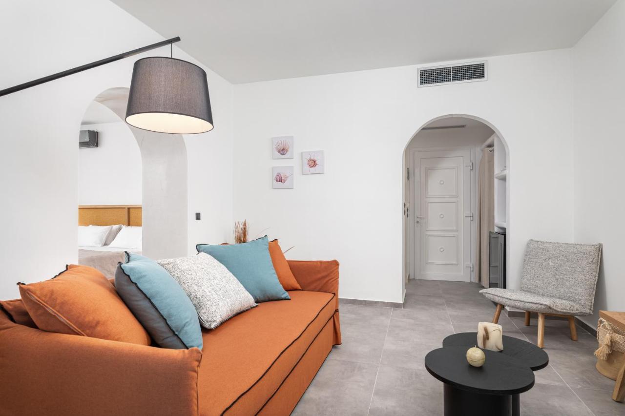 Naftilos Hotel 3*