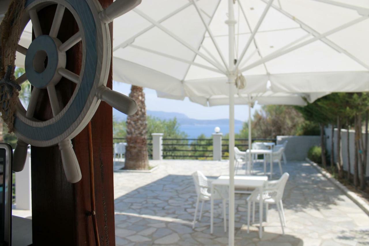 Naftilos Hotel 3*